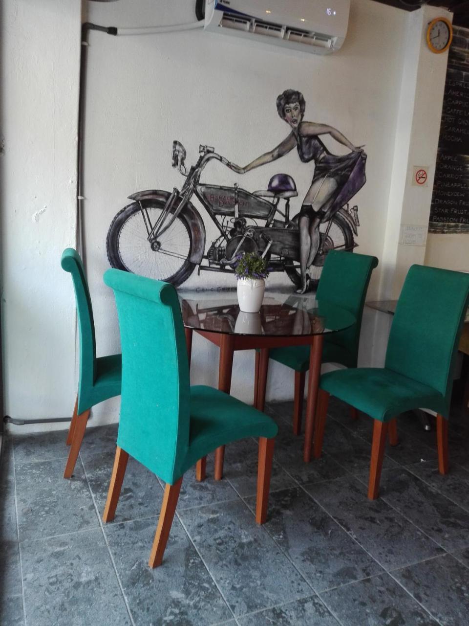 Tonight Hotel Hostel George Town Eksteriør billede